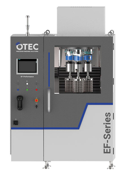 Image de la machine OTEC EF-Performance : une technologie innovante pour une brillance exceptionnelle sur des pièces complexes dans divers domaines